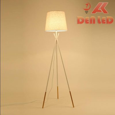 Đèn đứng DD3032